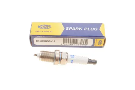Свічка запалювання HYUNDAI I30, KIA CEED 1.4-1.6 06- (вир-во MAGNETI MARELLI) Magneti Marelli 062511000039