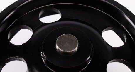 Водяной насос (кор.код. WPQ0321) magneti Marelli 352316170321