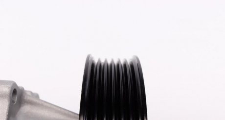 Водяной насос (кор.код. WPQ0321) magneti Marelli 352316170321