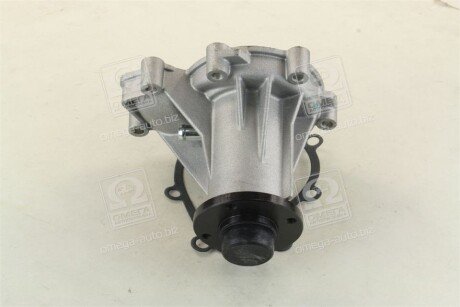 Водяной насос (кор.код. WPQ0673) magneti Marelli 352316170673 на Мерседес W202