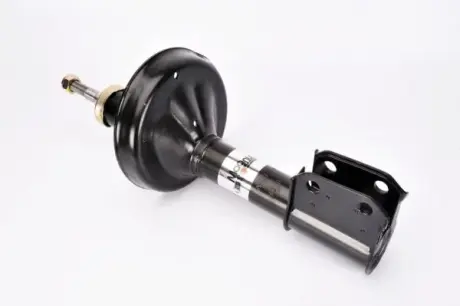 Передній амортизатор (стойка) Magnum AHR121MT