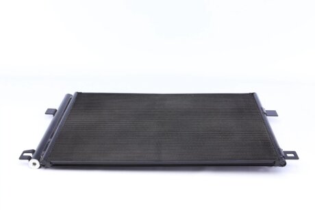 Радиатор кондиционера mahle knecht AC885000S