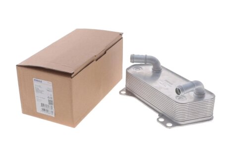 Радиатор масляный mahle knecht CLC151000S