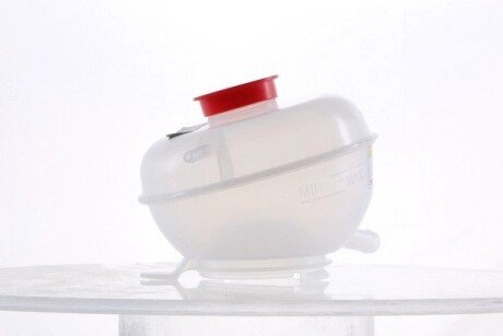 Бачок розширювальний mahle knecht CRT136000S