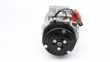Компрессор кондиционера mahle knecht ACP76000S