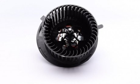 Моторчик печки mahle knecht AB 148 000P