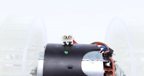 Моторчик (вентилятор) печки mahle knecht AB40000P