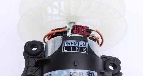 Моторчик (вентилятор) печки mahle knecht AB40000P