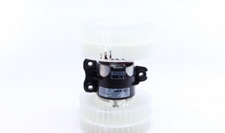 Моторчик (вентилятор) печки mahle knecht AB40000P