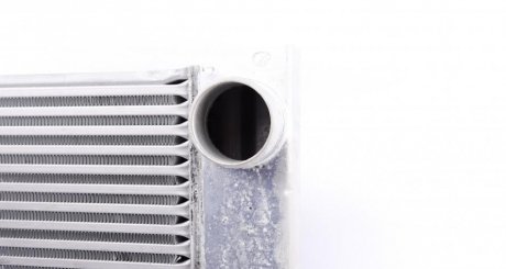 Радиатор интеркулера mahle knecht CI192000P