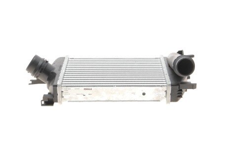 Радиатор интеркулера mahle knecht CI661000S