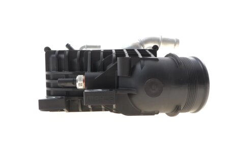 Радіатор інтеркулера mahle knecht CI663000P