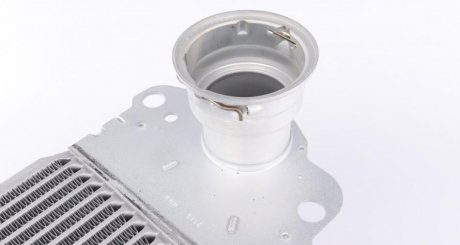 Радиатор интеркулера mahle knecht CI80000P