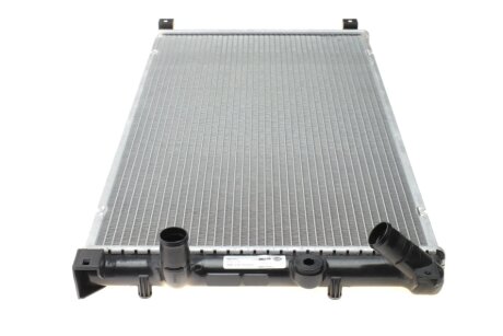 Радиатор интеркулера mahle knecht CR39000S