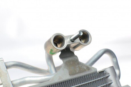 Радиатор кондиционера mahle knecht AC318000S