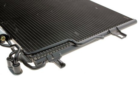 Радіатор кондиціонера mahle knecht AC318001S