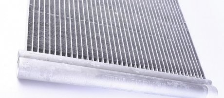 Радиатор кондиционера mahle knecht AC344000S