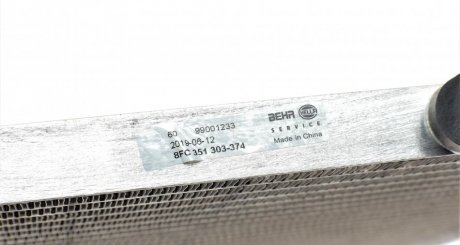 Радиатор кондиционера mahle knecht AC447000S