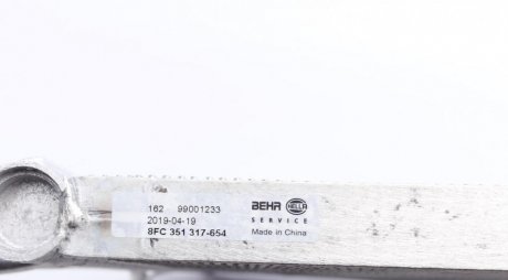 Радиатор кондиционера mahle knecht AC672000S