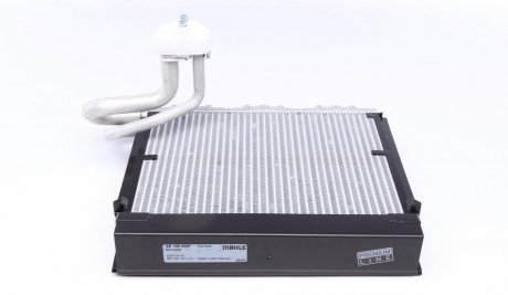 Радиатор кондиционера mahle knecht AE106000P