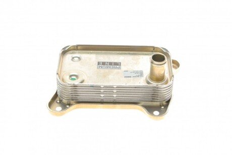 Радіатор масляний mahle knecht CLC38000P