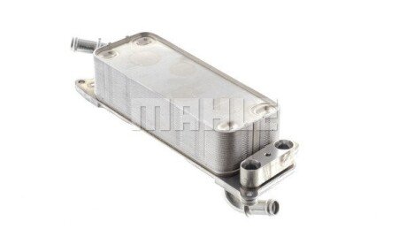 Радіатор масляний mahle knecht CLC77000P