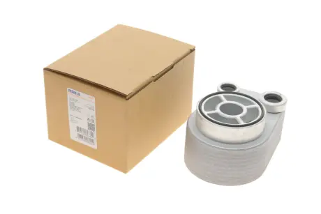 Радиатор масляный Mahle knecht CLC 196 000S