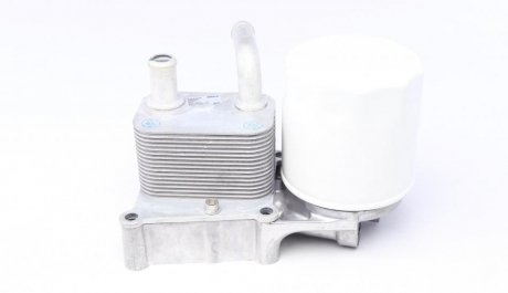 Радиатор масляный mahle knecht CLC8000S