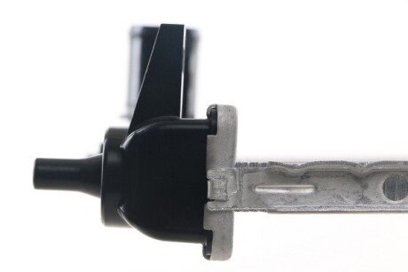 Радиатор охлаждения двигателя mahle knecht CR1115000S