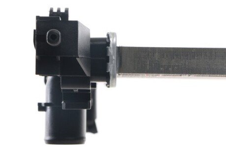 Радиатор охлаждения двигателя mahle knecht CR1121000S