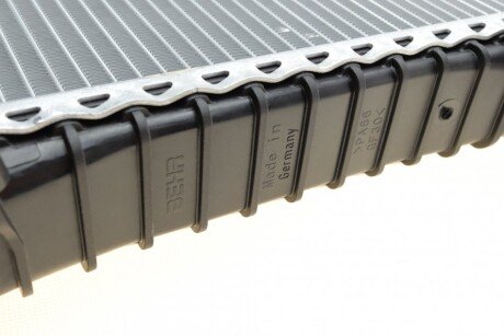 Радіатор охолодження двигуна mahle knecht CR1163000P