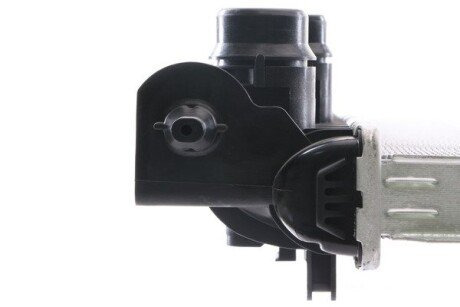 Радиатор охлаждения двигателя mahle knecht CR1201000S