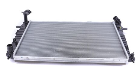 Радиатор охлаждения двигателя mahle knecht CR1317000P