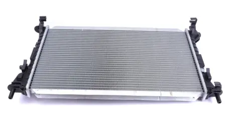 Радиатор охлаждения двигателя mahle knecht CR1344000S