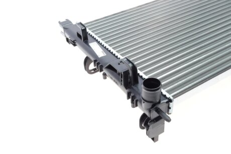 Радіатор охолодження двигуна mahle knecht CR2166001S