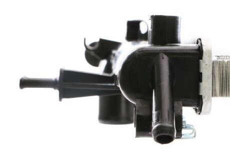 Радиатор охлаждения двигателя mahle knecht CR227000S