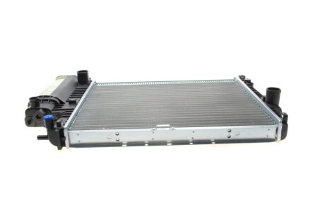 Радиатор охлаждения двигателя mahle knecht CR244001S