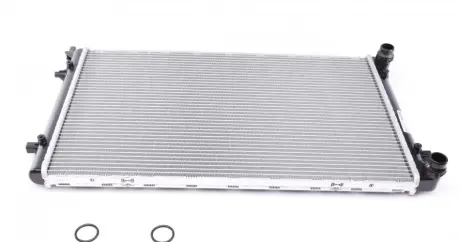 Радиатор охлаждения двигателя mahle knecht CR30000S