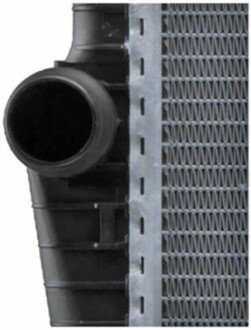 Радиатор охлаждения двигателя mahle knecht CR302000P