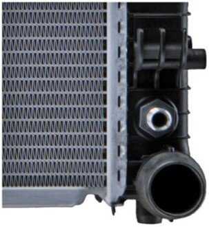 Радиатор охлаждения двигателя mahle knecht CR302000P
