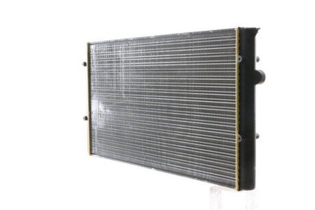 Радиатор охлаждения двигателя mahle knecht CR373000S
