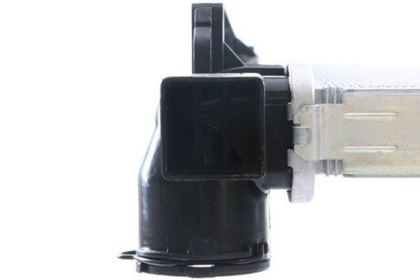 Радиатор охлаждения двигателя mahle knecht CR387000S