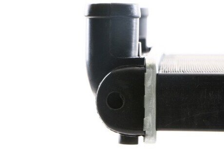 Радиатор охлаждения двигателя mahle knecht CR399000S