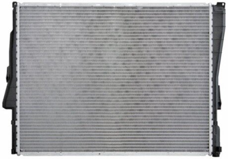 Радиатор охлаждения двигателя mahle knecht CR457000P