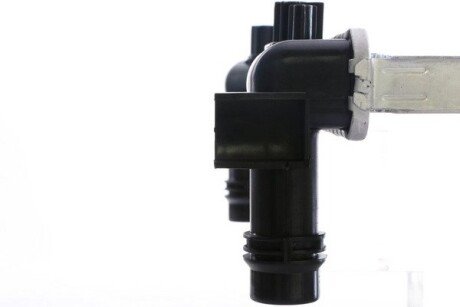 Радиатор охлаждения двигателя mahle knecht CR484000S