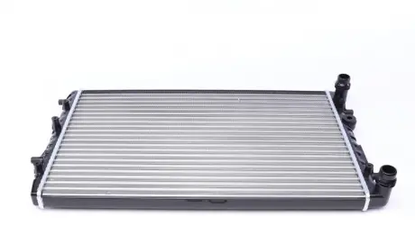 Радіатор охолодження двигуна Mahle knecht CR505000S