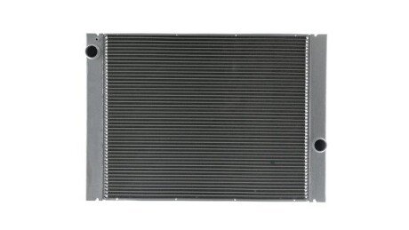 Радиатор охлаждения двигателя mahle knecht CR582000P