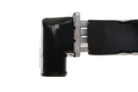 Радиатор охлаждения двигателя mahle knecht CR634000S