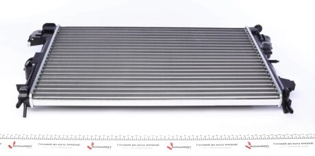 Радиатор охлаждения двигателя mahle knecht CR8000S