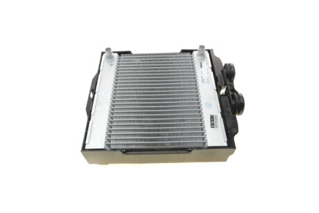 Радиатор охлаждения двигателя mahle knecht CR923000P на Бмв 5 серии